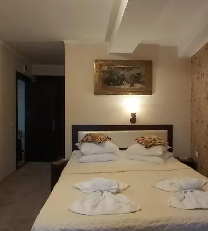 Anticus (adults Only)