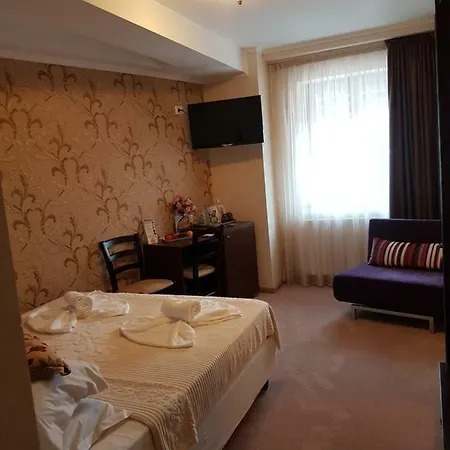 Anticus (adults Only) 康斯坦察