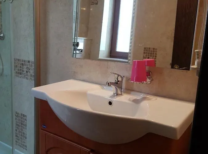 Anticus (adults Only)